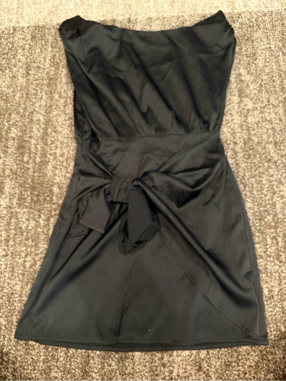 Le Lis - Black off the Shoulder Tie-Waist Women’s Dress